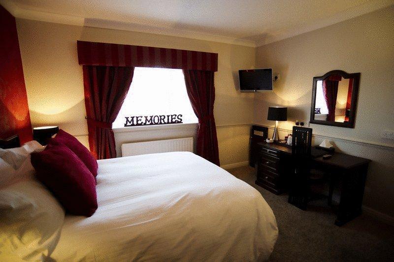 Brackenborough Hotel Лаут Екстериор снимка