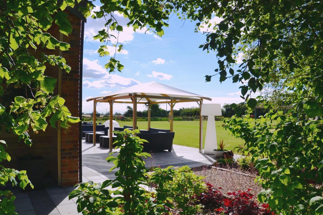 Brackenborough Hotel Лаут Екстериор снимка